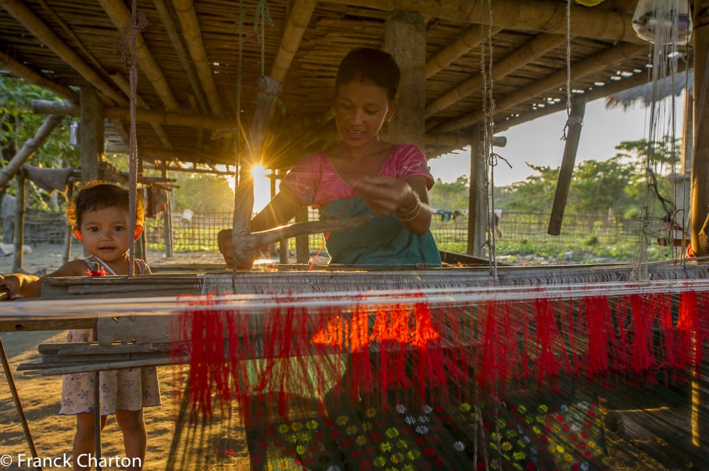 Tisseuse par Franck Charton, Majuli Island